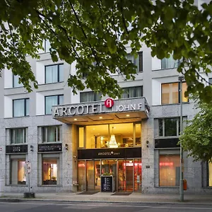 **** Szálloda Arcotel John F Németország