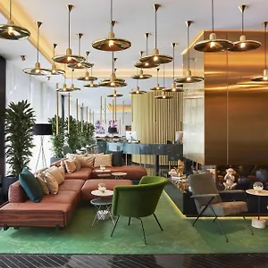 Roomers Munich, Autograph Collection 5* Munique